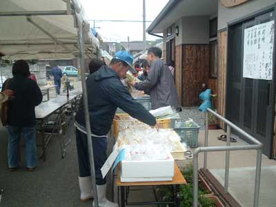 屋外の展示風景3
